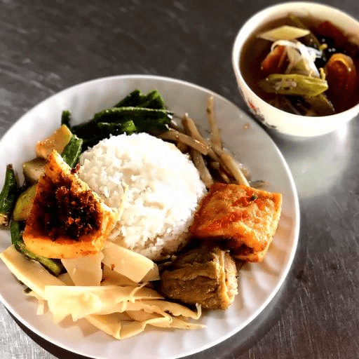 Hình ảnh Quán Chay Hạnh Duyên - Cơm Chay & Hủ Tiếu Chay - Lương Định Của