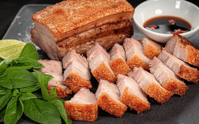 Hình ảnh Kim Chi Quán - Heo Quay & Gà Nướng Lu - Phan Văn Trị
