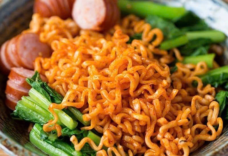 Hình ảnh Ăn Vặt Nhà Xíu - Mì Trộn - Âu Cơ