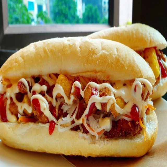 Hình ảnh Bánh Mì Bắp - Gà Popcorn & Bánh Mì Gà Nem - Trần Quang Diệu