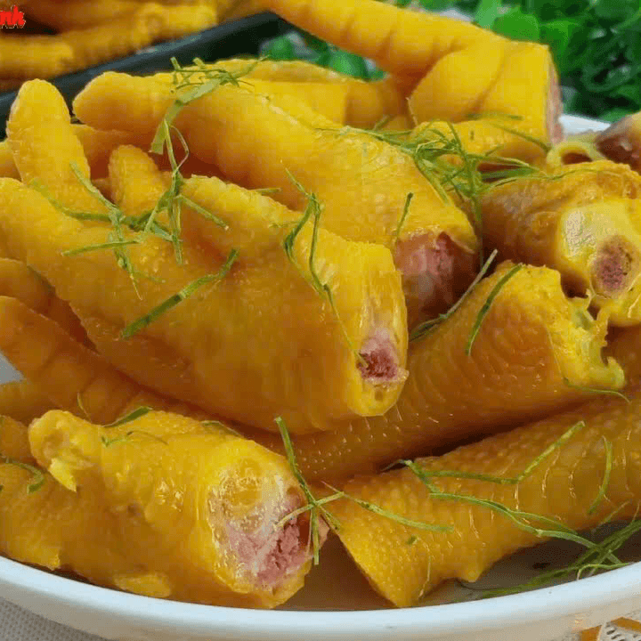 Hình ảnh Ú Na Ú Nần - Tai Heo Sốt Thái, Nộm Các Loại & Đồ Ăn Vặt - Bạch Mai