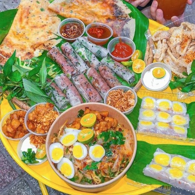 Hình ảnh Bánh Tráng Tóp Mỡ Trứng Lòng Đào Gu Tui - Lê Đức Thọ