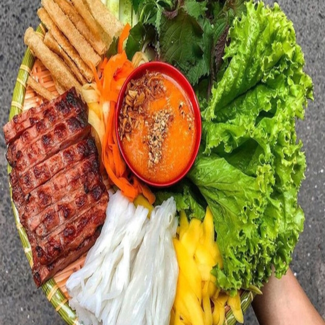 Hình ảnh Nem Nướng Nha Trang & Bánh Mỳ Que - Nguyễn Đổng Chi