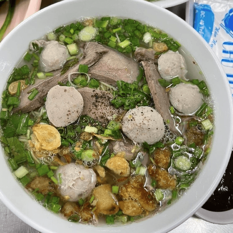 Hình ảnh Hủ Tiếu Bò Viên Yến - Đỗ Tấn Phong
