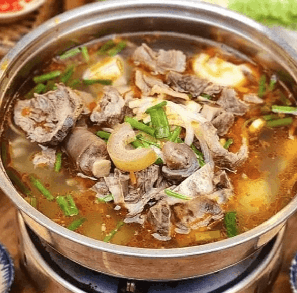 Hình ảnh Lẩu Bò Chú Tám - Trần Xuân Soạn
