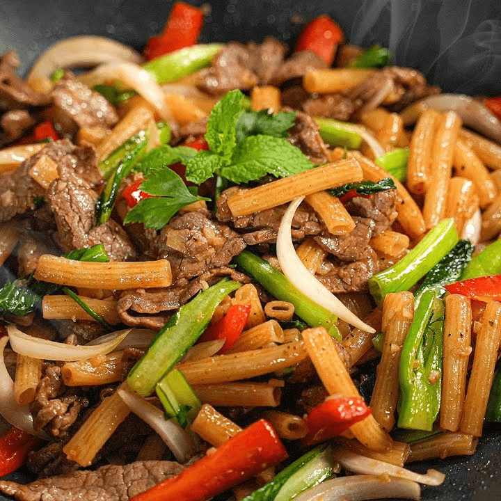 Hình ảnh Bếp Thương - Nui Xào, Mì Xào Bò & Trà Trái Cây - Huỳnh Tấn Phát