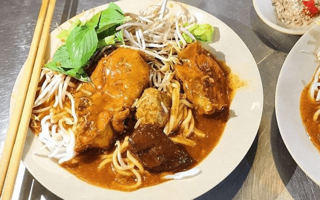 Hình ảnh Bánh Tầm Cay Cà Mau A Phát - Hoàng Hoa Thám