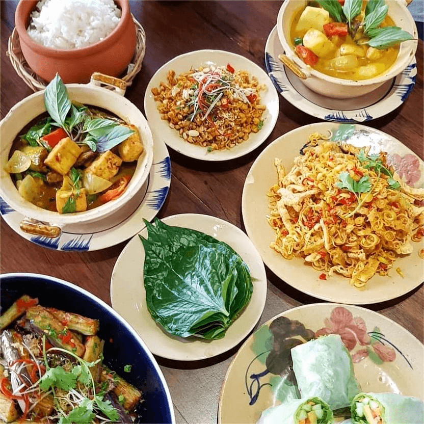 Hình ảnh Quán Cơm Chay Hoa Sen - Lâm Văn Bền