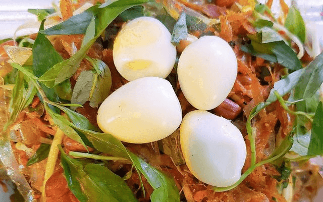 Hình ảnh Bánh Tráng Trộn Cô Dư - Nguyễn Trung Ngạn