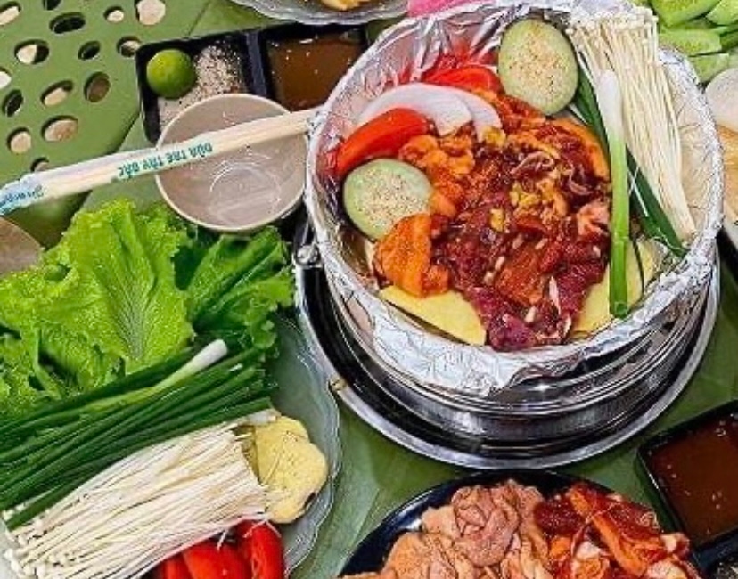 Hình ảnh Bà Hồng - Đồ Ăn Vặt & Bò Nầm Nướng - Pháo Đài Láng 