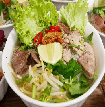 Hình ảnh Hủ Tiếu Mì & Hoành Thánh Thịt - Bà Hom
