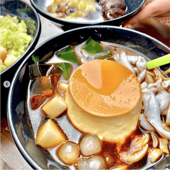 Hình ảnh Chè Thái Lan & Chè Sài Gòn - 105 Đội Cấn