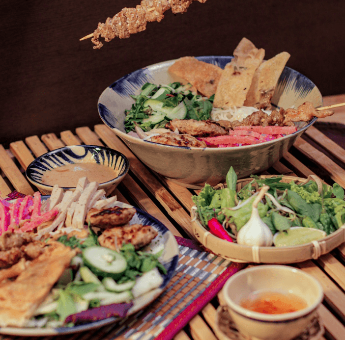 Hình ảnh Ngon 77 - Bún Nem Nướng Thịt Lụi & Bánh Cuốn Tây Sơn - Lâm Văn Bền