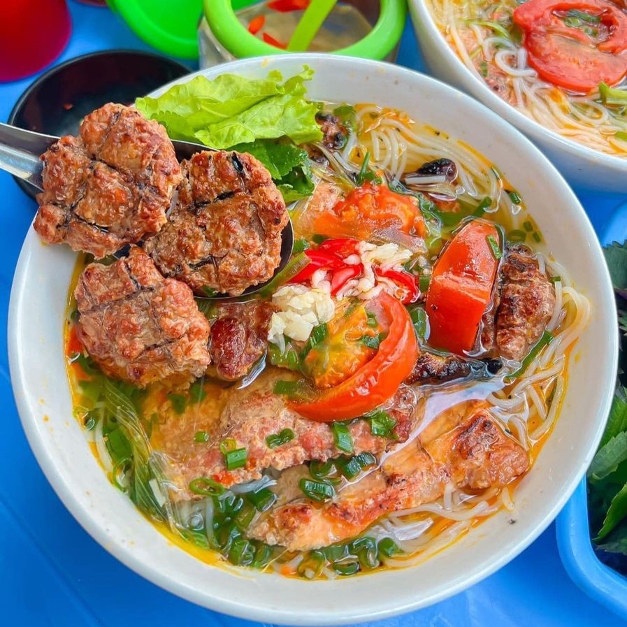Hình ảnh Tú Vân Quán - Bún Chả & Bún Đậu Mẹt - Trần Phú