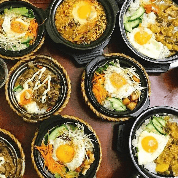 Hình ảnh Nhất Quán - Cơm Văn Phòng & Ẩm Thực Hàn Quốc - Trần Quốc Hoàn