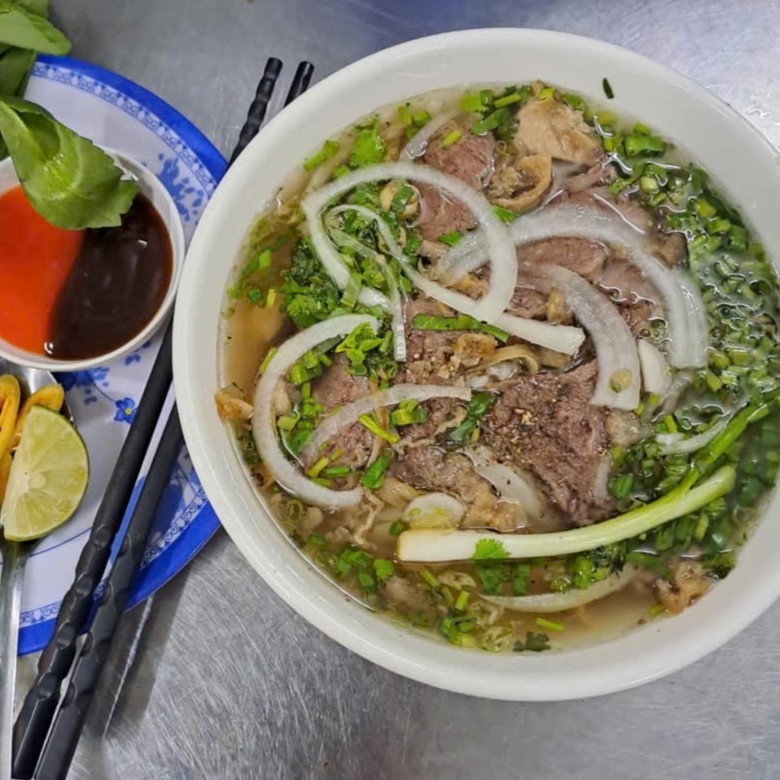 Hình ảnh Phở Ngọc Lan - Bún Bò Huế & Bò Kho - Đường Số 2