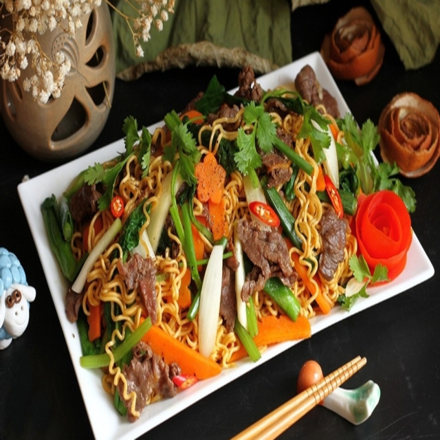 Hình ảnh Mì Xào & Mì Trộn Hoàng Lan - Đường Số 4