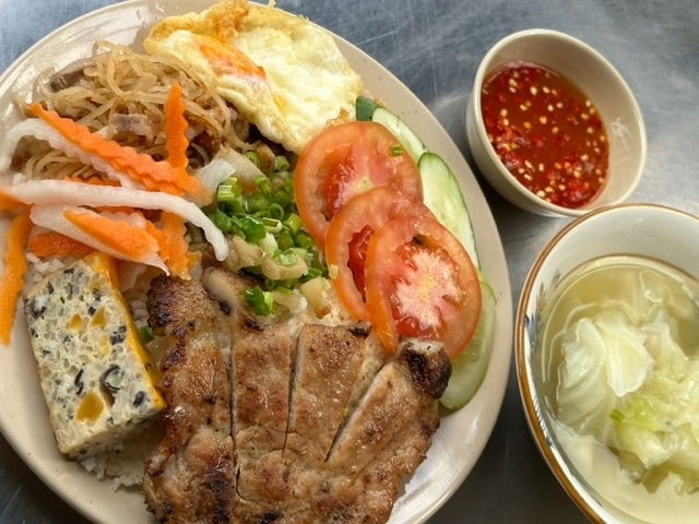Hình ảnh Cơm Tấm & Bột Chiên Mari - Trần Thị Báo