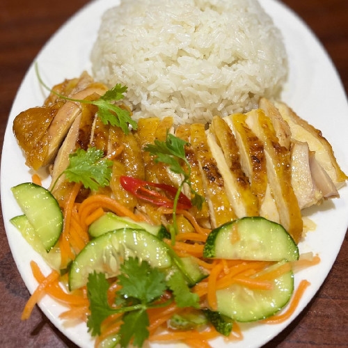 Hình ảnh Chị Hai - Cơm Gà Xá Xíu - Phố Văn Hội
