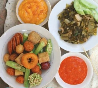 Hình ảnh H&T Foods - Ăn Vặt & Trà Sữa - Nguyễn Thái Sơn