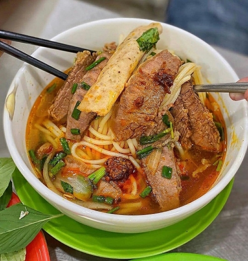 Hình ảnh Bún Bò, Điểm Tâm - Nguyễn Văn Đậu