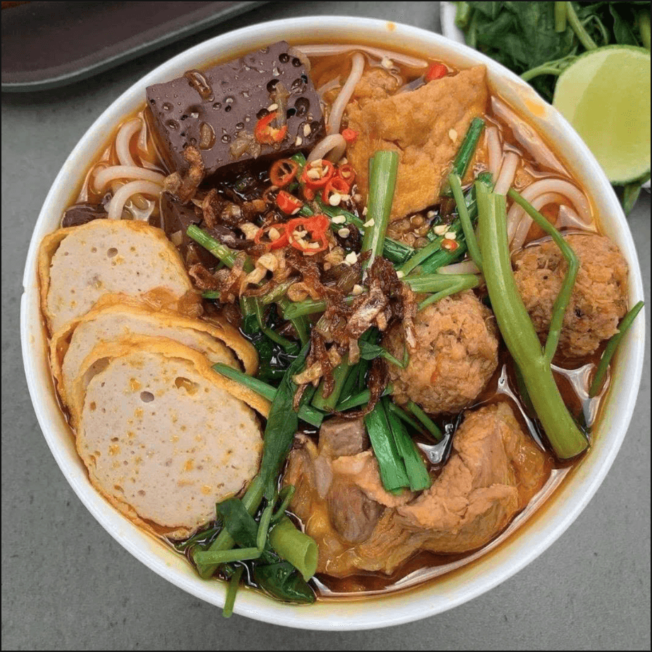 Hình ảnh Bún Riêu & Bún Ốc Bà Ngoại - Lạc Long Quân 