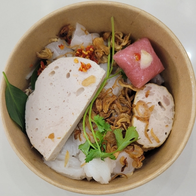 Hình ảnh Bánh Cuốn Nóng Sương - Đường 20